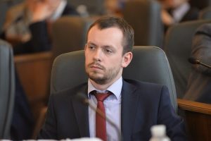 Дмитро Стеценко – чиновник з судимістю в КМДА з ОПГ Петра Оленича