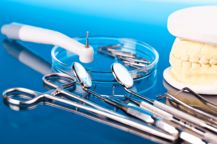 Лечение зубов у детей – поможет стоматология в Харькове