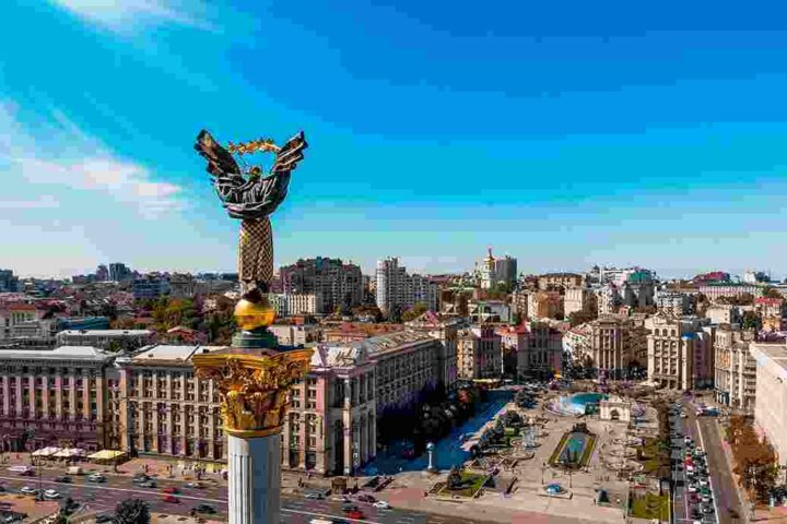 Проведення загальних зборів акціонерів КІФ