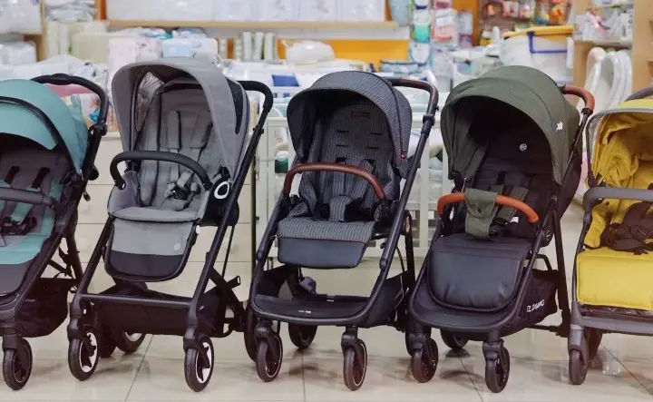 Вибір коляски для дитини: найкращі моделі