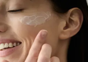 Антивікові креми для обличчя — коли молодість ще довго не збирається йти