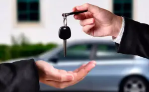 Як орендувати авто лише з дебетовою карткою — без депозиту і кредитки