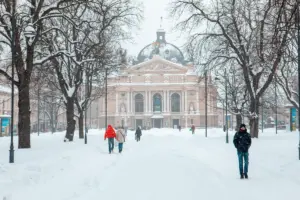 Зимові канікули для дітей: ідеї відпочинку, які залишаться у пам’яті надовго