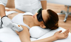 Использование диодных лазеров Alvi Prague в современной косметологии