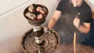 Культура кальяну в різних країнах: традиції та етикет