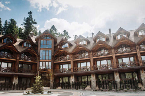 «Любокрай», «Crona Hotel Spa», «Тустань» — найкращі готелі Східниці